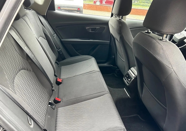 Seat Leon cena 34800 przebieg: 241000, rok produkcji 2014 z Toruń małe 232